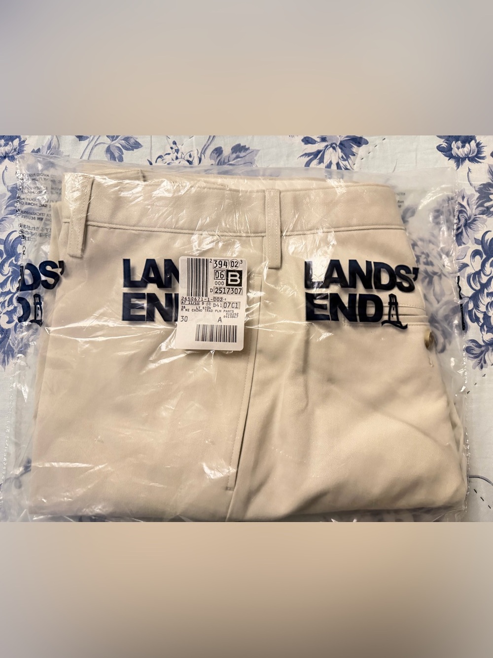 nwt Lands End no iron traditional fit chino size 35 flat/plain front